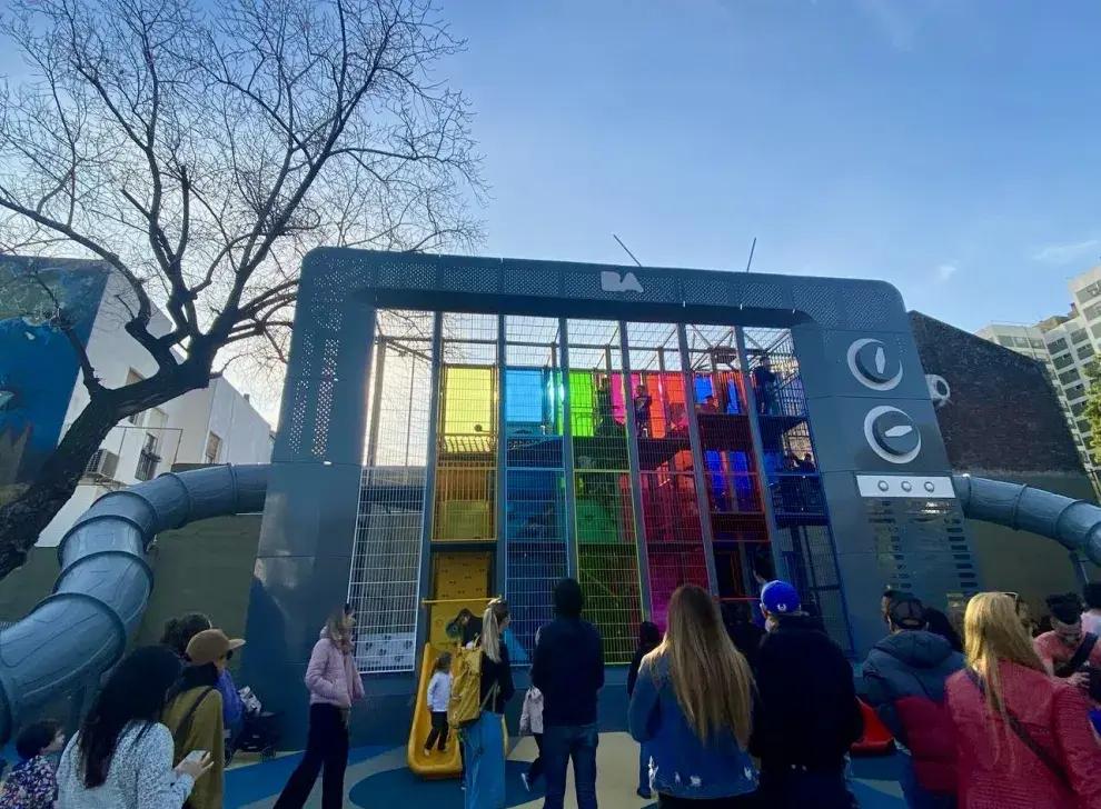 Plaza de los Colegiales, una de las plazas recomendadas de CABA.