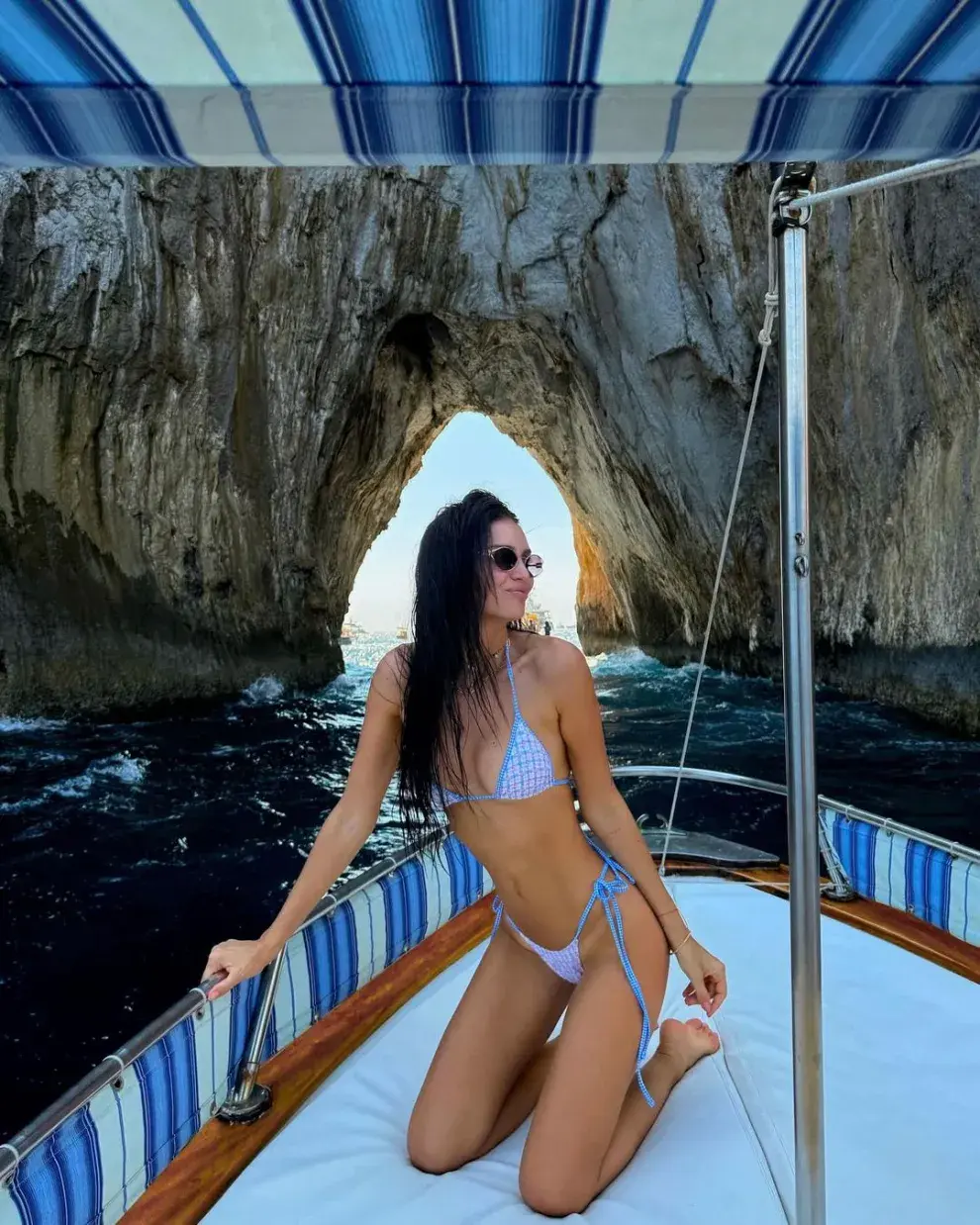 Las vacaciones de Zaira Nara en Capri.