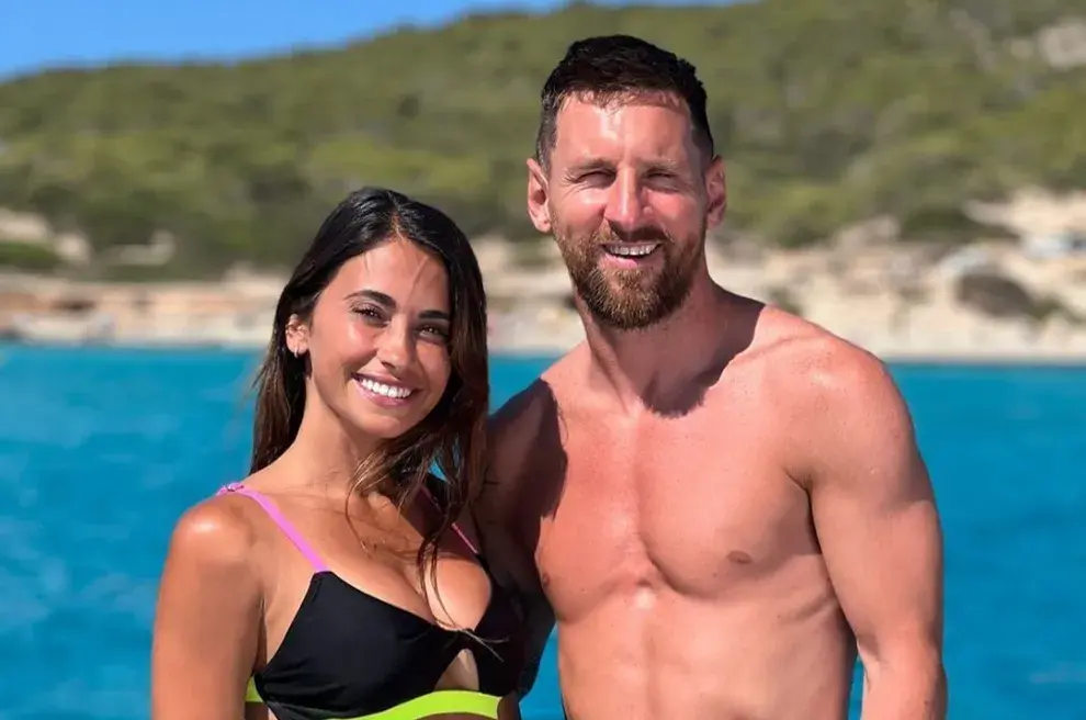 Antonela Roccuzzo y Lionel Messi en Instagram.