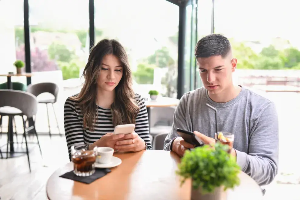 Adicción al celular: cuál es el tratamiento para superar la nomofobia