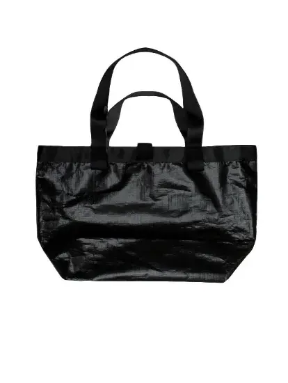 Tote bag, Complot