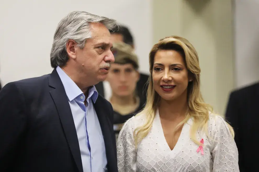 Foto de Fabiola Yañez y Alberto Fernández.