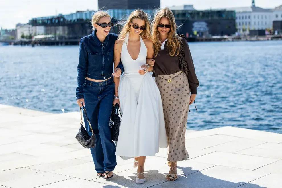 Mujeres en la semana de la moda de Copenhagen.