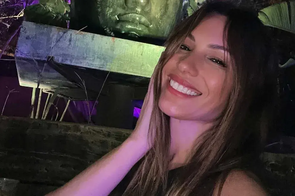 Pampita dijo presente ene l evento de Benito Fernández