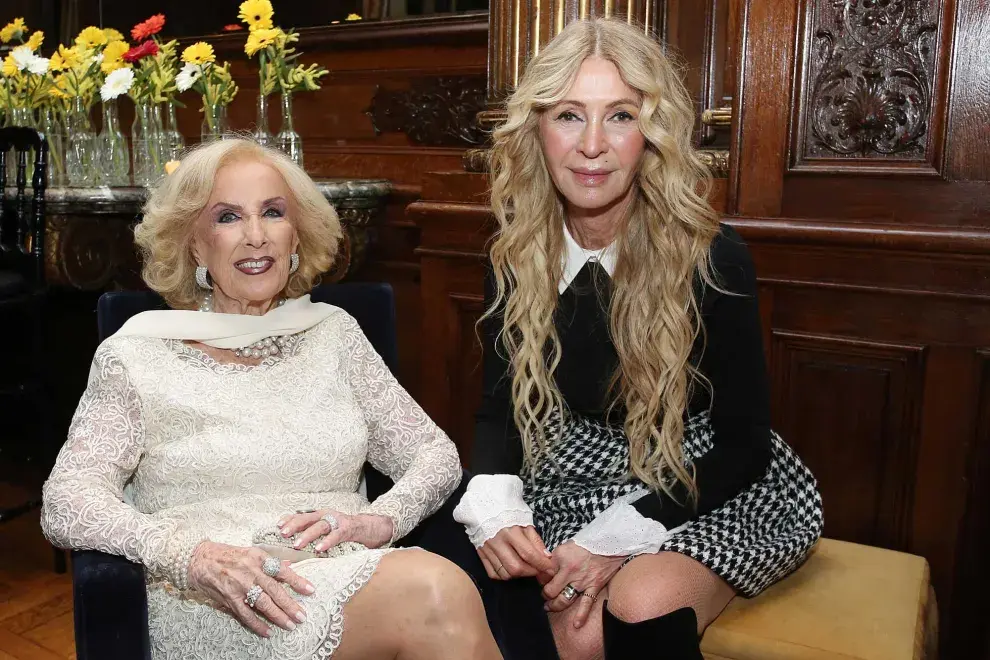 Mirtha Legrand y Cris Morena en el lanzamiento de Margarita