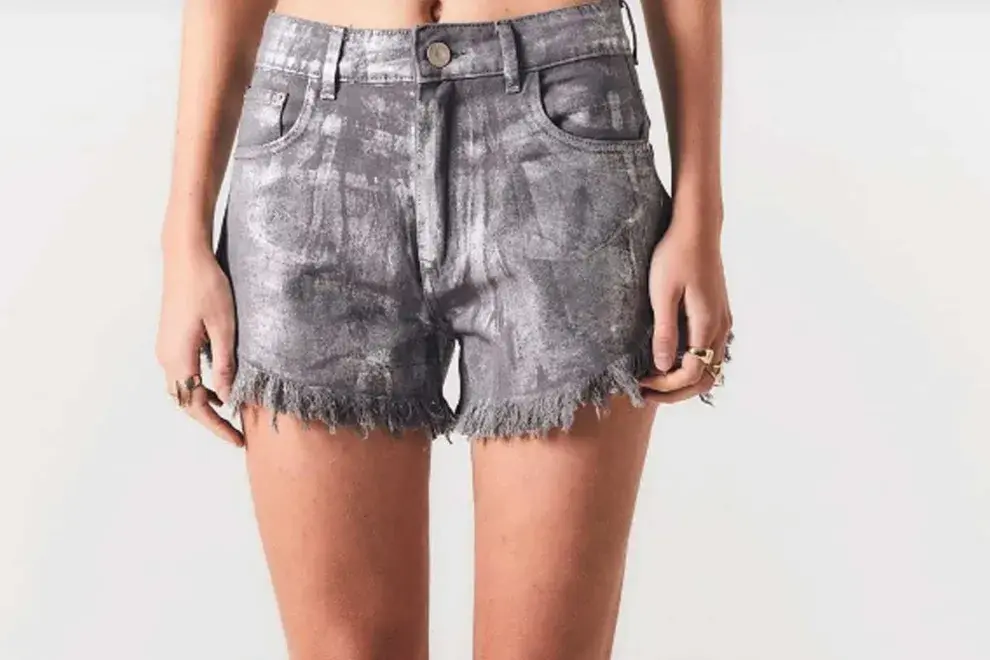 Short con flecos, $ 22.000.