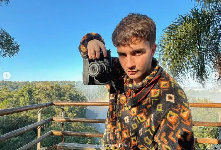 André en Cataratas del Iguazú en un viaje junto a su mamá y su hermano menor, Antón.