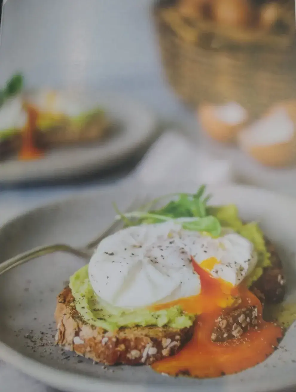 tostada con palta y huevo: el desayuno de Awada