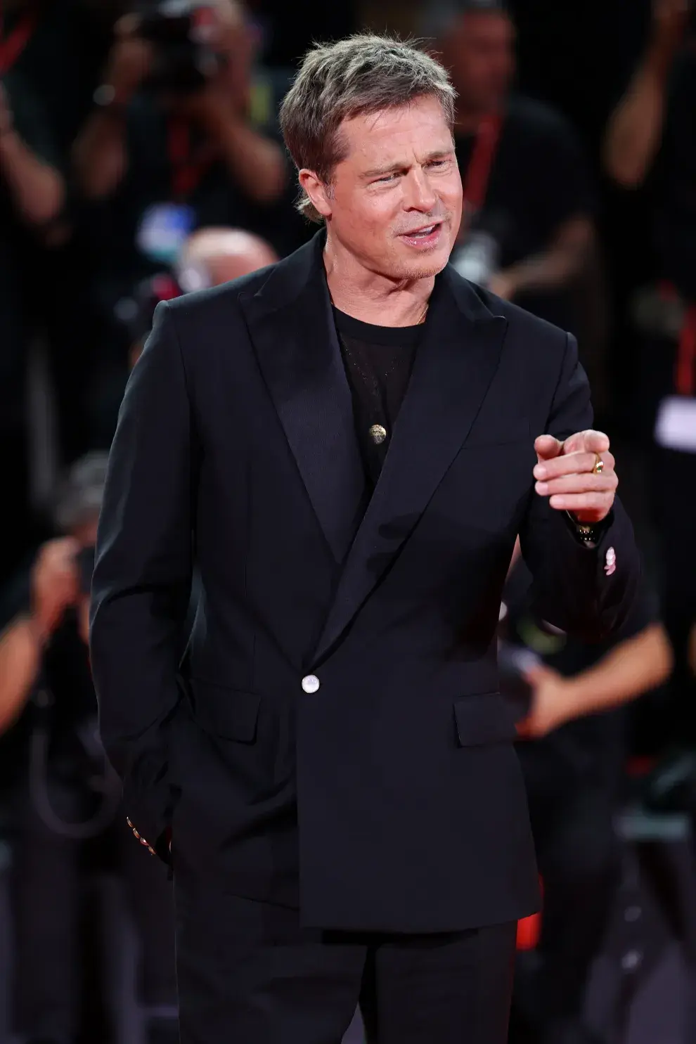 Brad Pitt en la premiere de Wolfs en el Festival de Venecia.