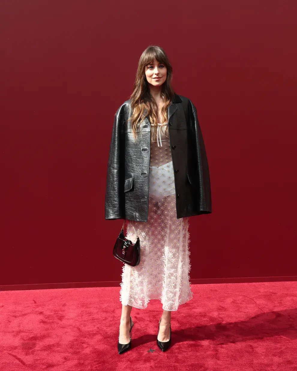 Dakota Johnson en el desfile de Gucci en la semana de la moda de Milán