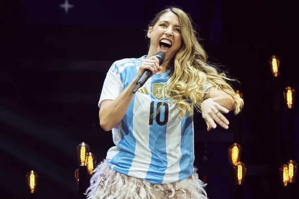 Los looks de Flor Bertotti en el Movistar Arena