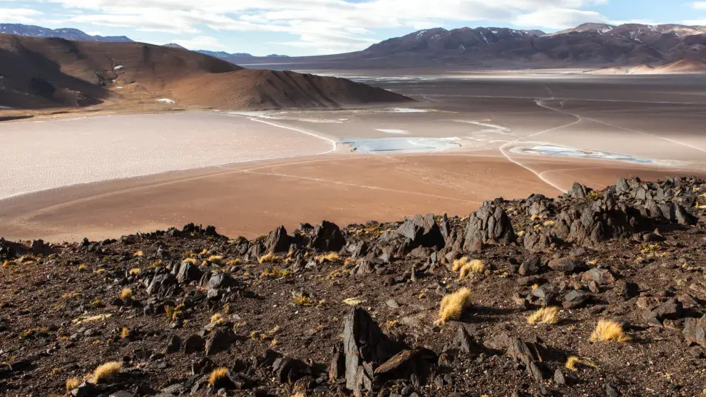 La excursión al volcán Galán es una de las que tienen mayor complejidad y exigencia porque se alcanzan los 5.000 metros de altura.