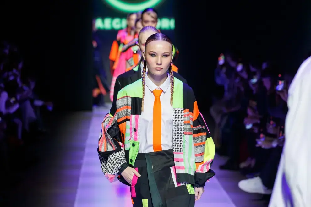Las tendencias de moda que marcaron la Moscow Fashion Week 2024.