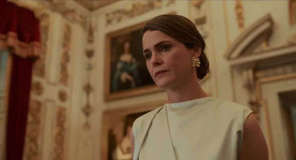 Foto de Keri Russell en la temporada 2 de La diplomática (The Diplomat).