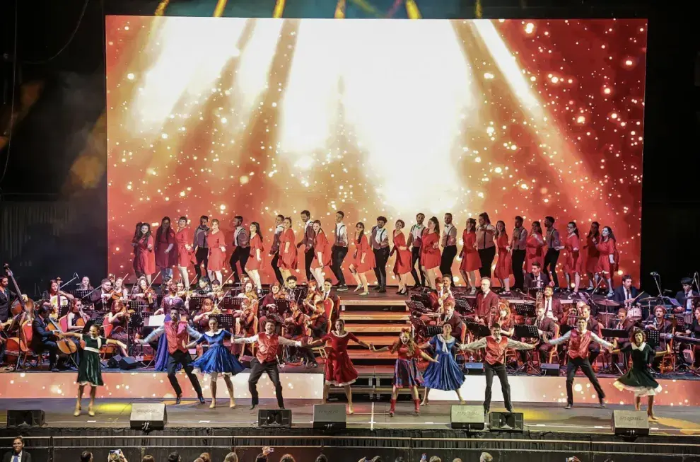 Navidad en las Peliculas con orquesta y coro en vivo en el Gran Rex