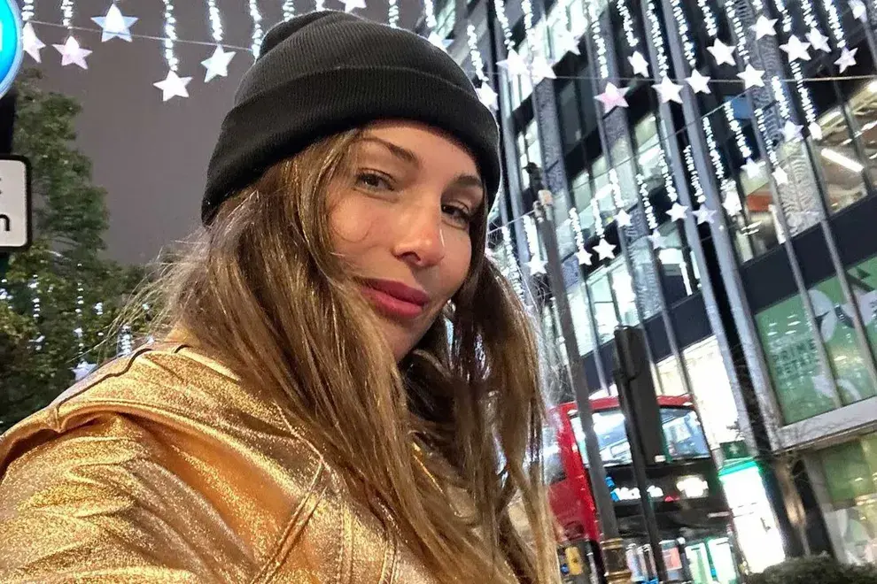 La modelo y conductora, Pampita Ardohain se encuentra de viaje por Europa recorriendo los distintos puntos turísticos y compartiendo las tendencias de moda que se verán en el 2025.