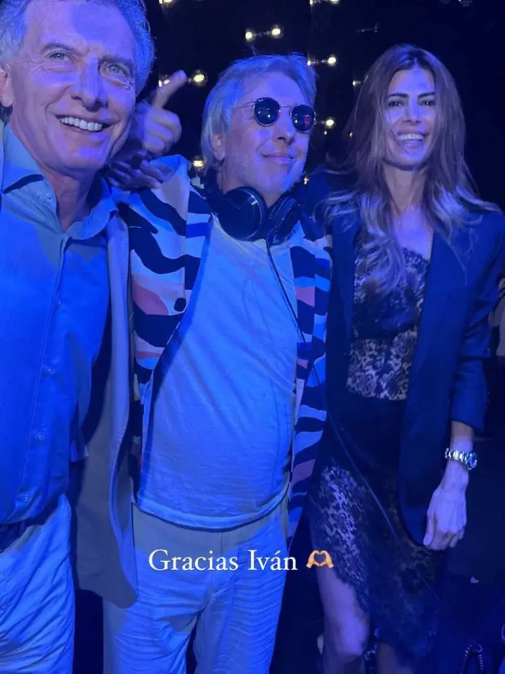 En las imágenes que posteo Awada se la puede ver junto a su pareja, el ex presidente Mauricio Macri, en medio de un festejo