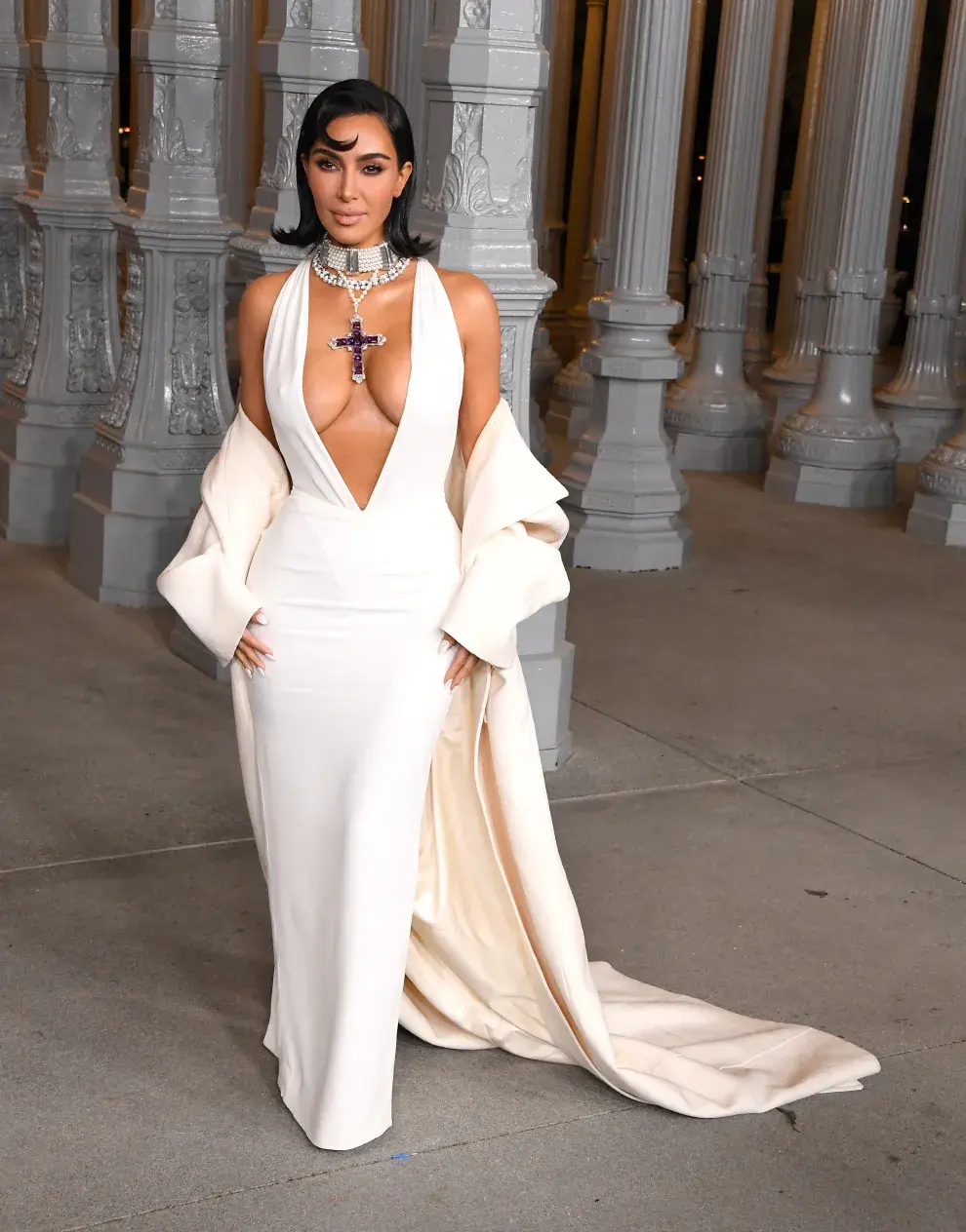 Kim Kardashian en la alfombra roja de la Gala LACMA Art+Film 2024.