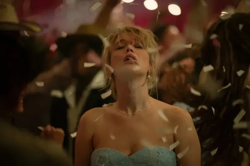 Jennifer Lawrence en la película Matate, amor.