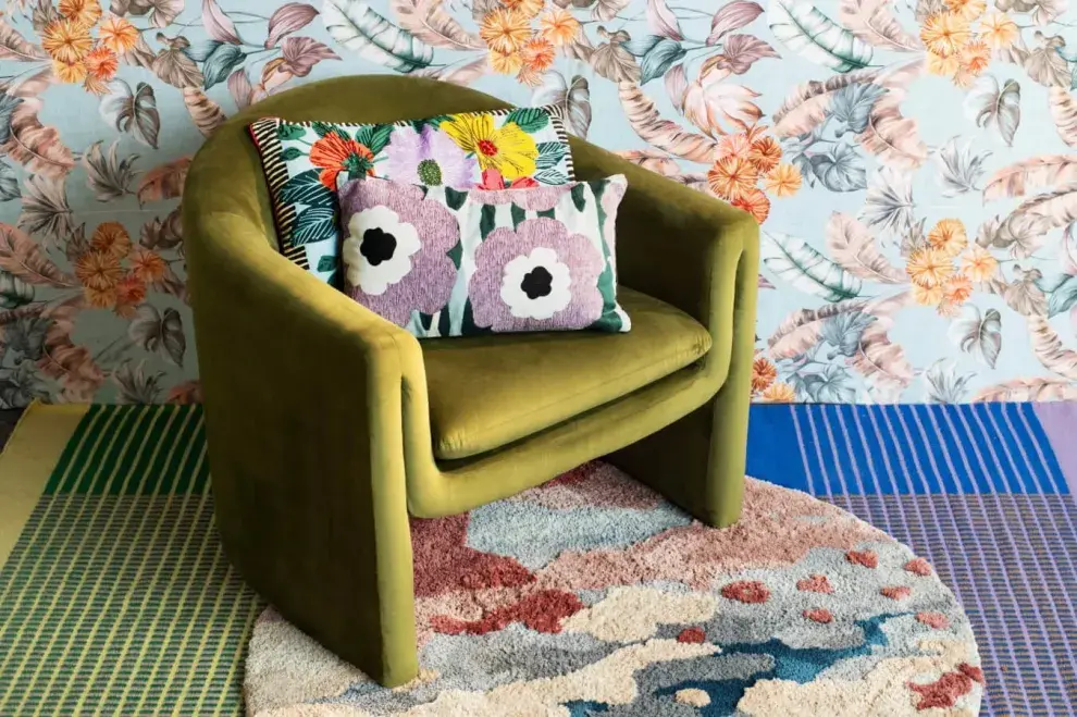Foto de Pinterest de ambiente sobrecargado de colores.
