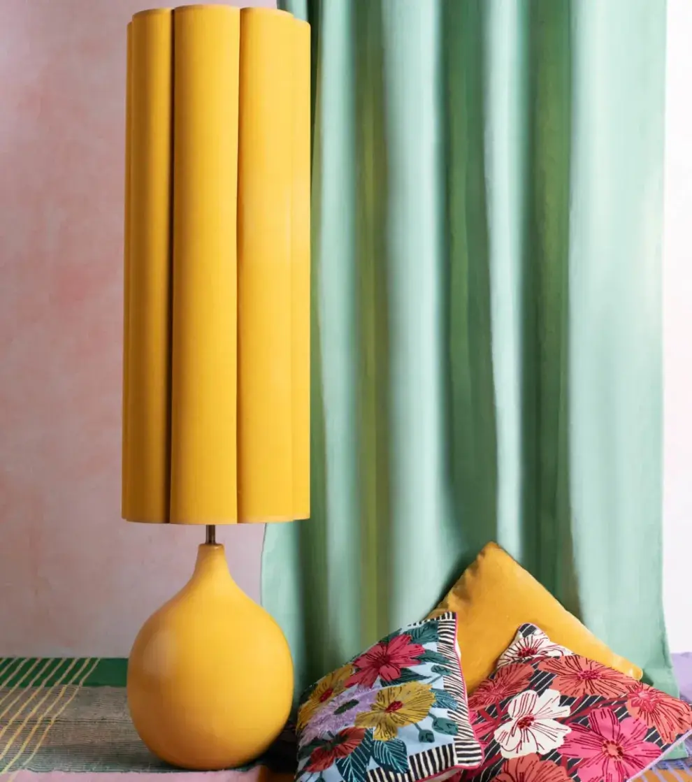Foto de Pinterest de ambiente sobrecargado de colores.