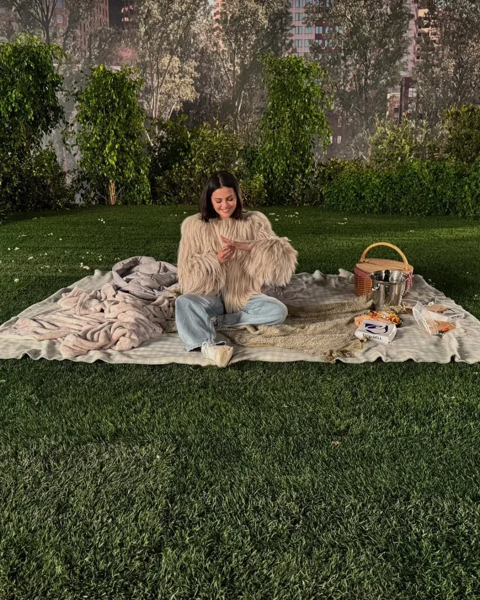 Foto del compromiso de Selena Gomez y Benny Blanco