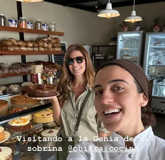 Juliana Awada y su sobrina Chiara Rossi, en la pastelería Chiara cocina.