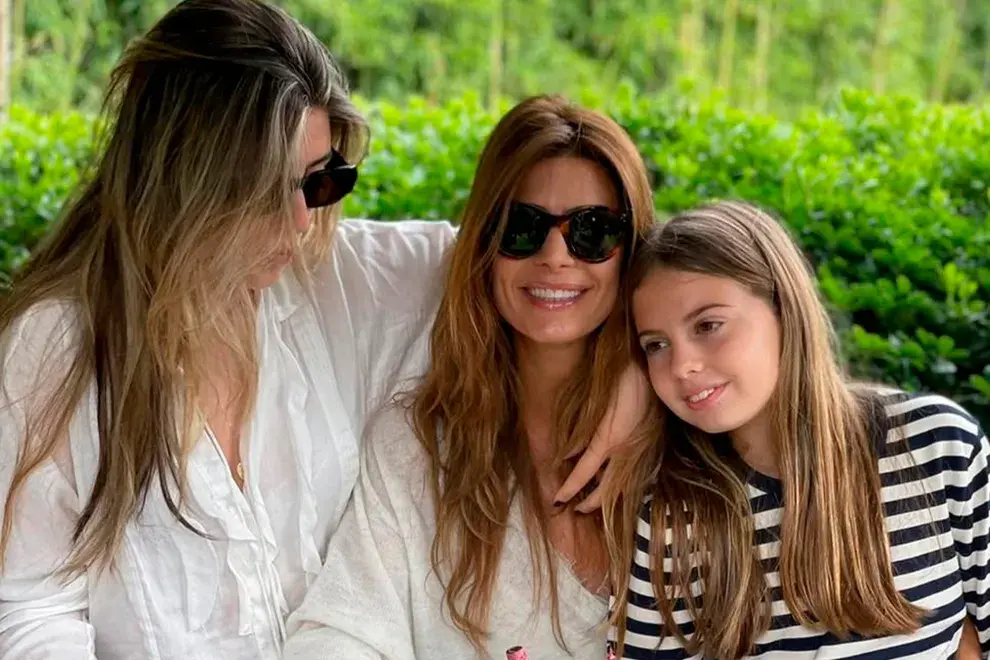 Foto de Juliana Awada y sus hijas.