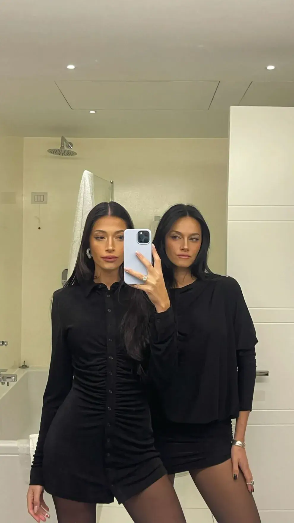 El look de Tiziana y Oriana Sabatini en la Nochebuena de 2024.