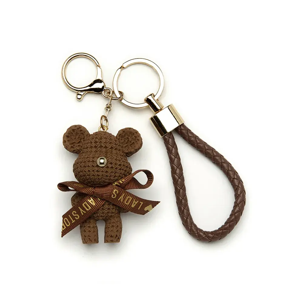 Llavero/charm de oso de crochet de Lady Stork