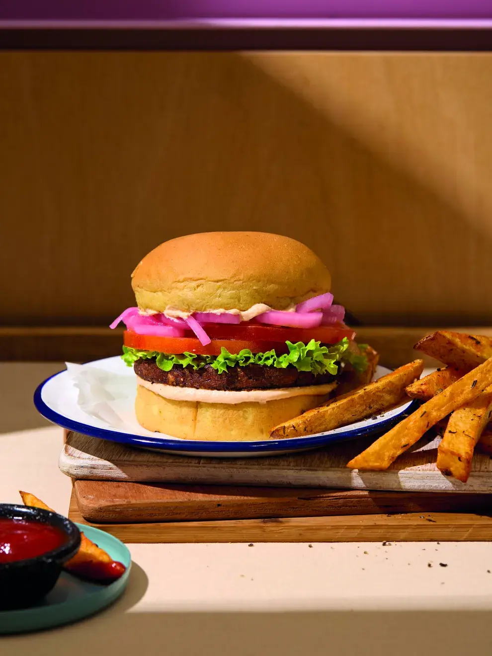 Hamburguesa con papas fritas