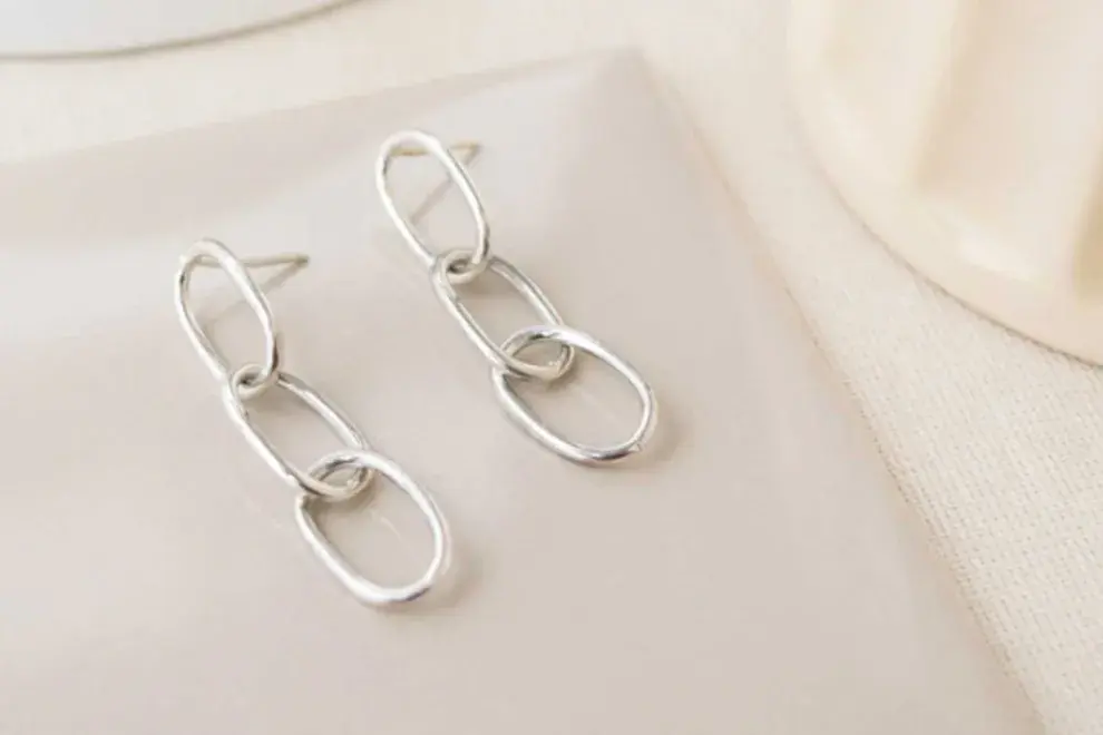 Aros Paris en plata (riesimona.com.ar, $98.900)