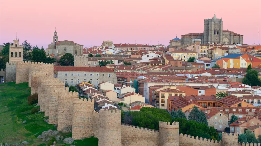 Ávila: murallas que cuentan historias