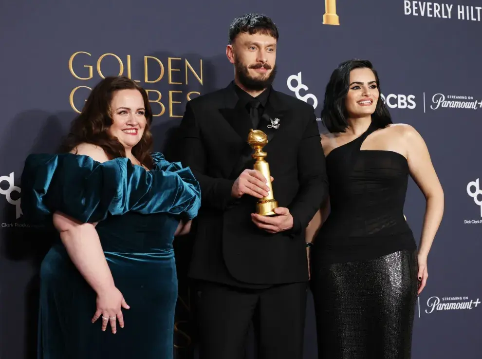 Foto del elenco de Baby Reindeer en los Golden Globes 2025.