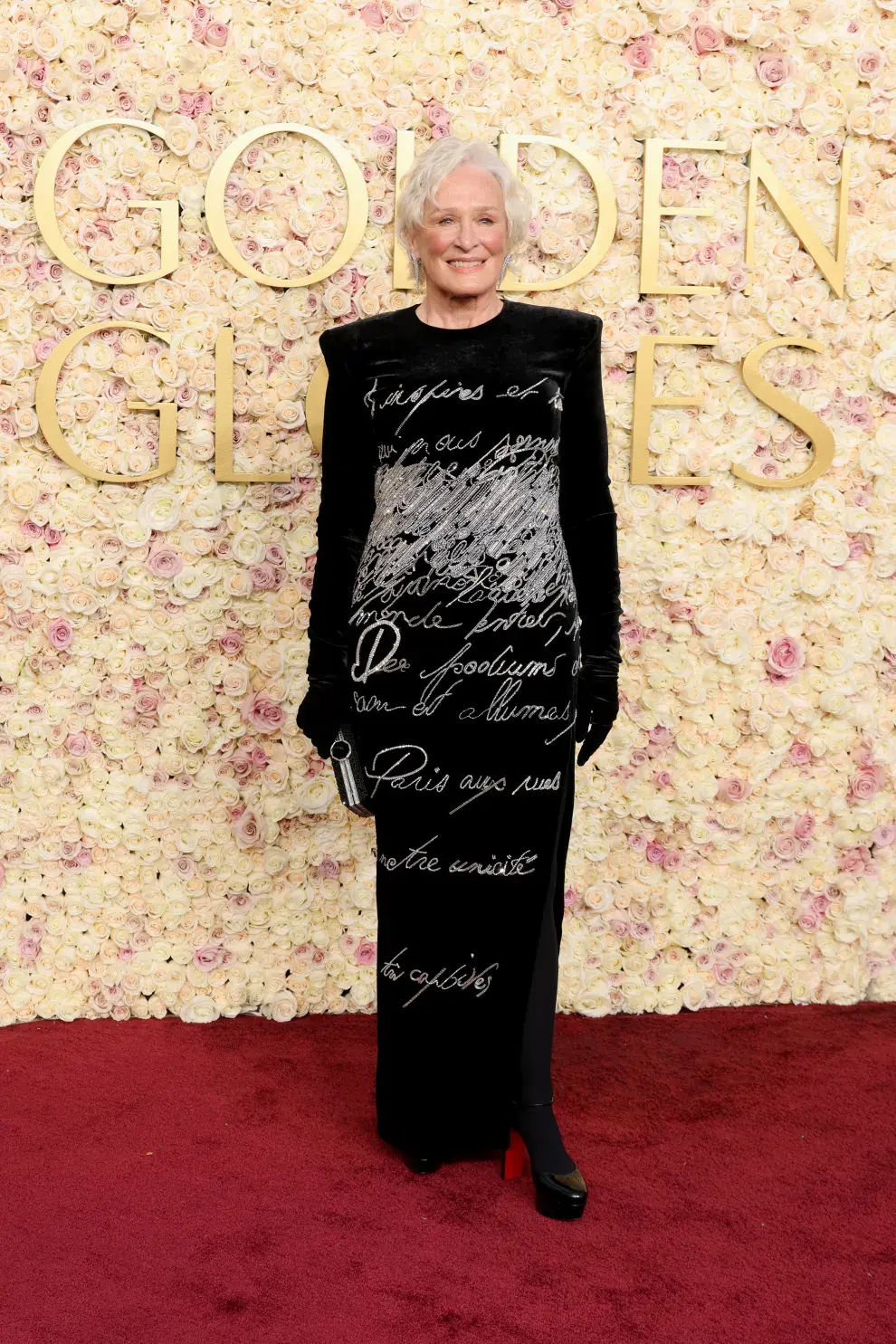 Glenn Close en la alfombra roja de los Golden Globes 2025.