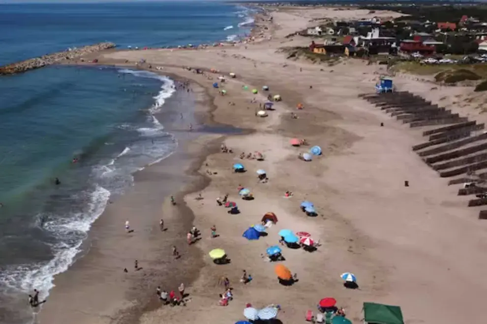 Para los amantes de la actividad física y las caminatas, se presenta como un lugar ideal para apostar al trecking, el surfing