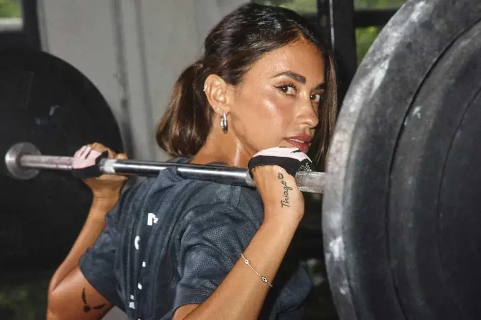 Antonela Roccuzzo apostó por un equipo muy canchero para su rutina de entrenamiento