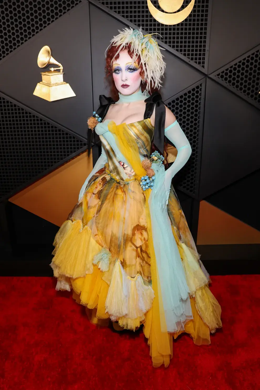 Chappell Roan en la alfombra roja de los Grammys 2025.