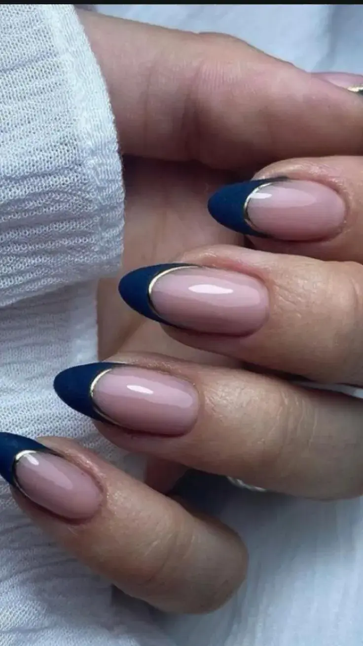 Uñas azules 