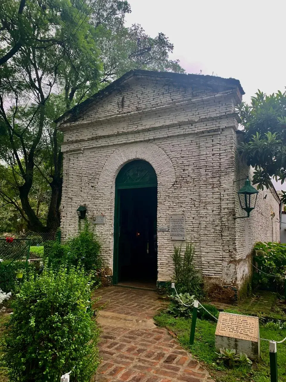 capilla de adobe en Chascomús