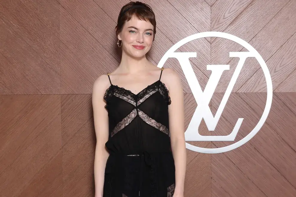 Emma Stone fue una de las celebrities que dijo presente en el desfile de Louis Vuitton