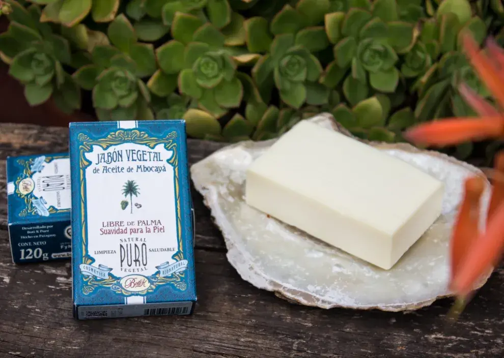 Jabón vegetal con aceite de Mbocayá de Botik-K Puro