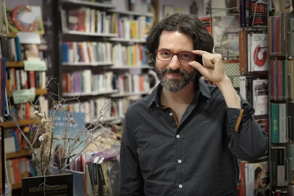 Andrés Neuman, un estudioso de la vida y la obra de María Moliner.