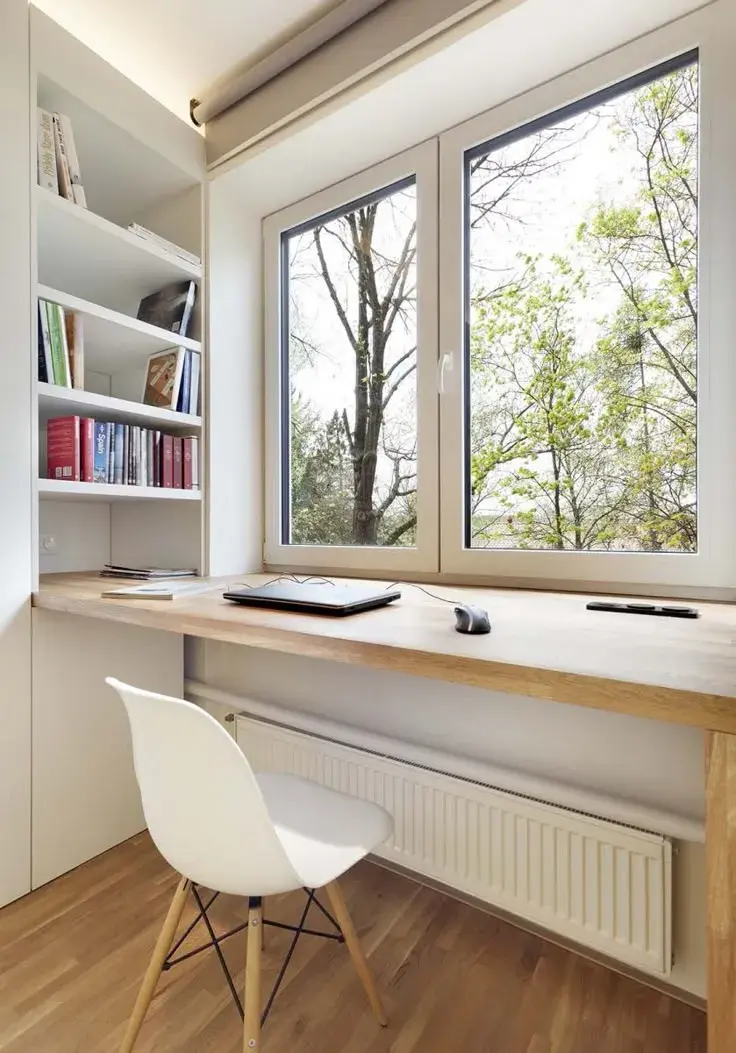 Cómo aprovechar al máximo los espacios debajo de las ventanas: ideas simples sin gastar de más