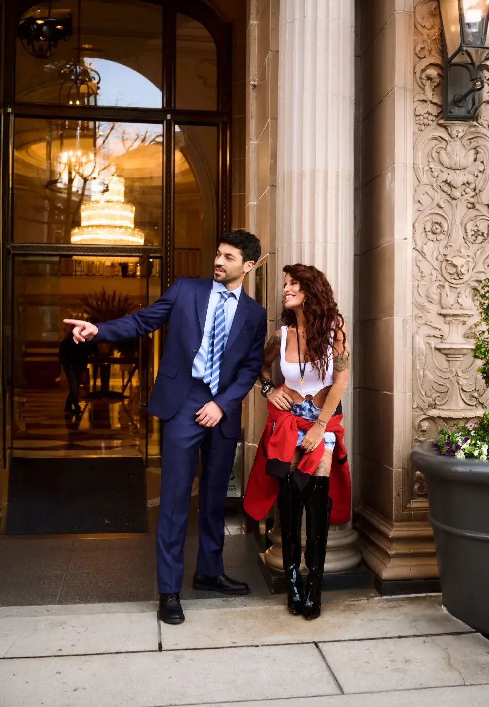 Flor Peña y Juan Ingaramo en Los Angeles simulando la película Mujer Bonita