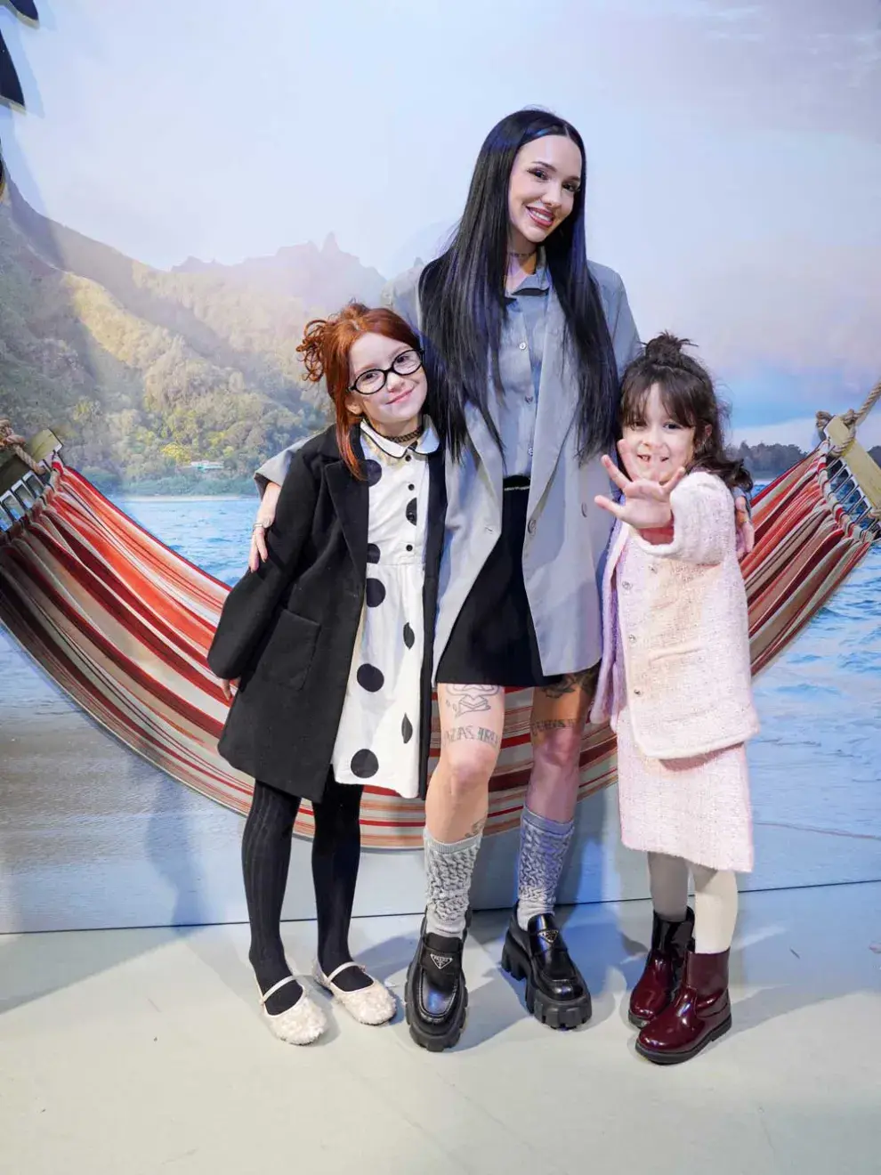 La Joaqui fue con sus hijas al avant de la película de Disney