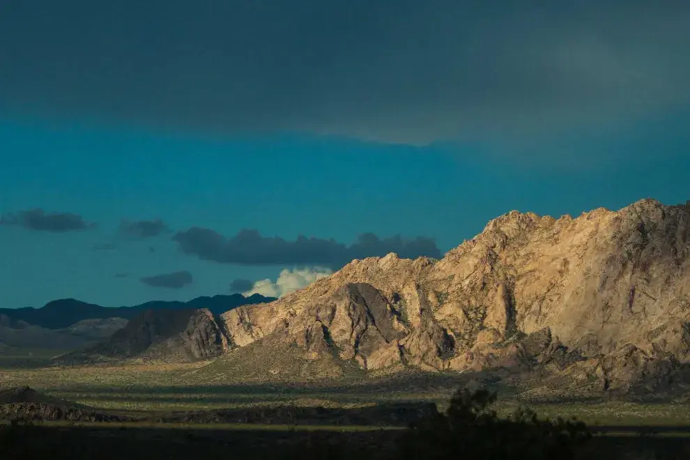 Pueblo de 6.300 habitantes, ubicado en el departamento Las Heras en el majestuoso entorno de la cordillera de los Andes.