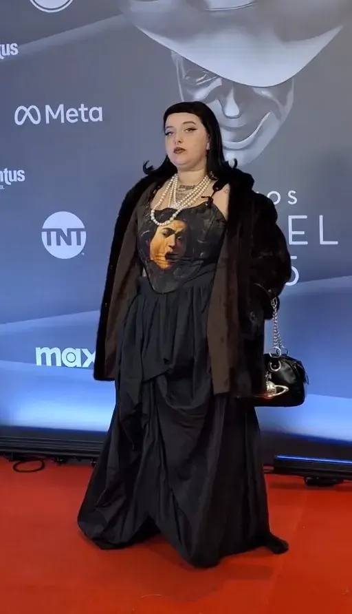 BB ASUL en la alfombra roja de los Premios Gardel 2025.