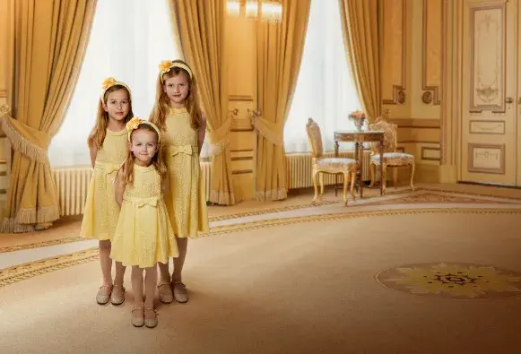 Se conocieron las primeras imágenes de las hijas de Máxima en la serie: Catalina Amalia, Alexia y Ariane de Orange-Nassau