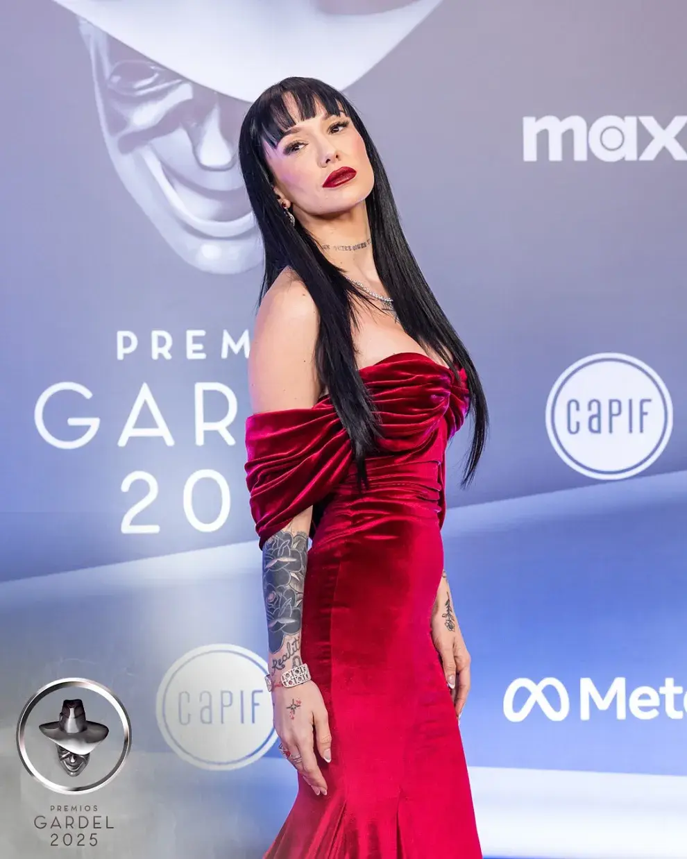 La Joaqui en la alfombra roja de los Premios Gardel 2025.